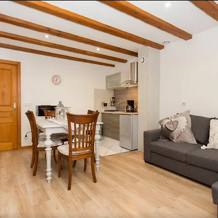 Les Tanneurs - Shaaby Apartment